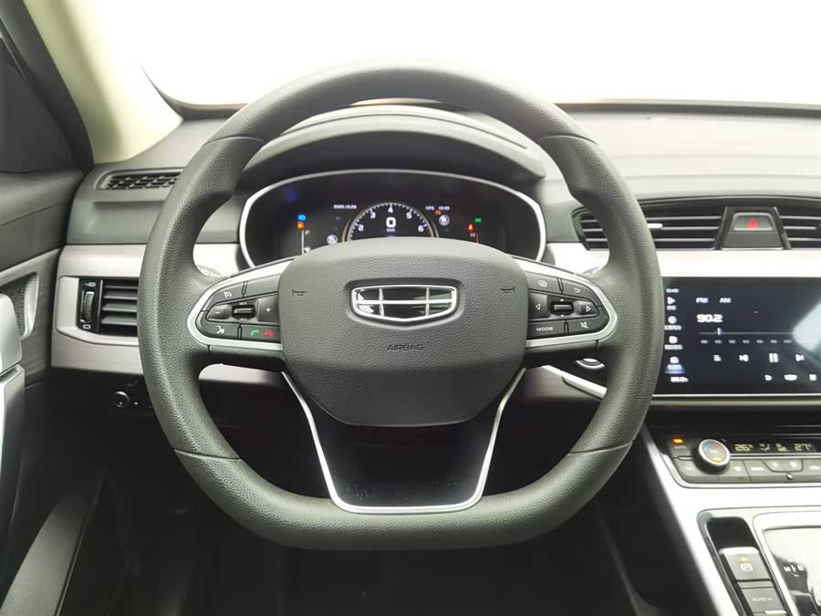 GEELY Boyue 2022 car image #12