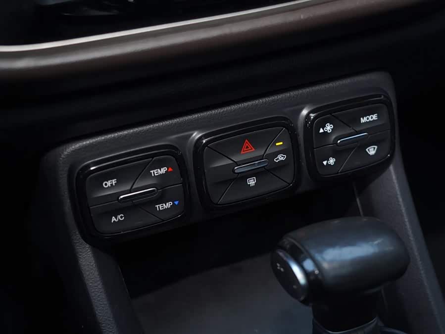 GAC Trumpchi GS3 2018 car image #12