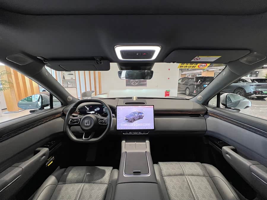 Zeekr 7X 2024 car image #12