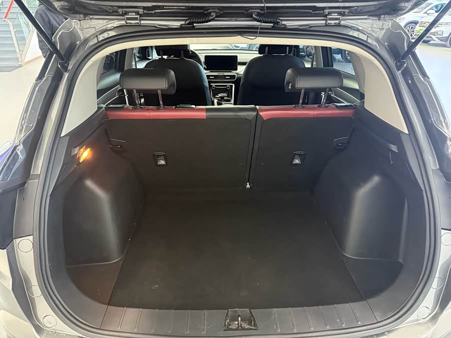GEELY Coolray 2021 car image #12