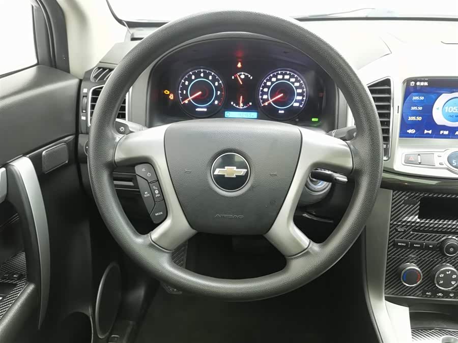 Chevrolet Captiva 2014 car image #12