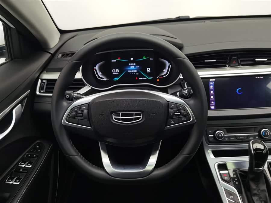 GEELY Emgrand 2015 car image #12