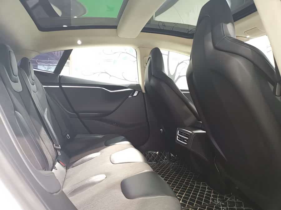 特斯拉 Model S 2015 汽车图片 #12