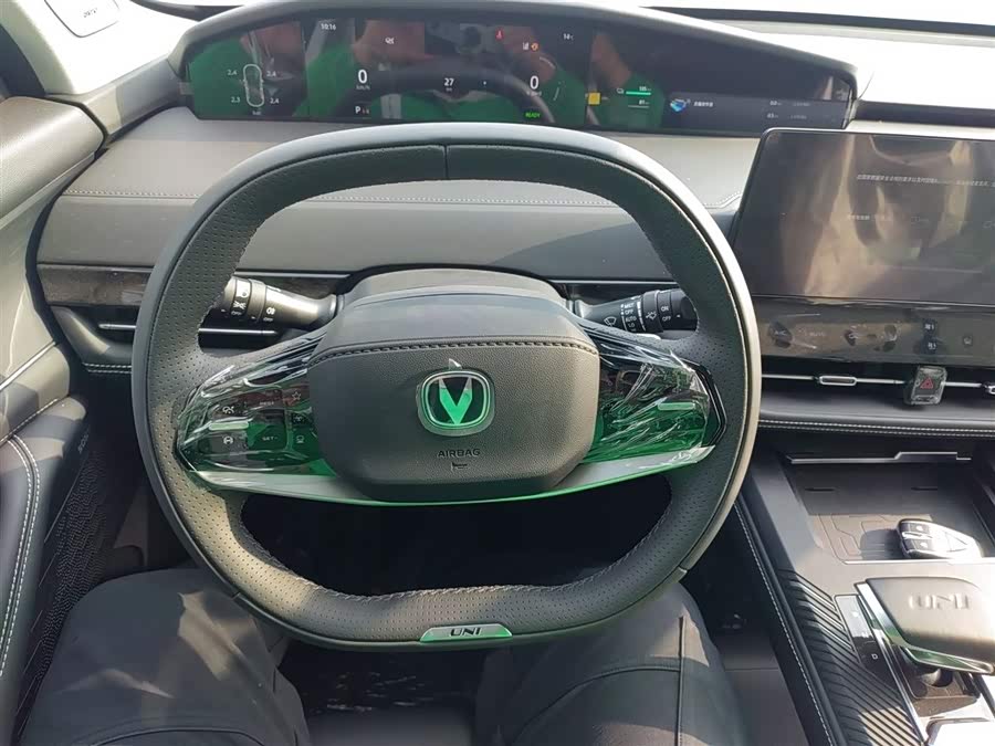 Changan UNI-K iDD 2025 #12 Changan UNI-K iDD 2025 car image #12