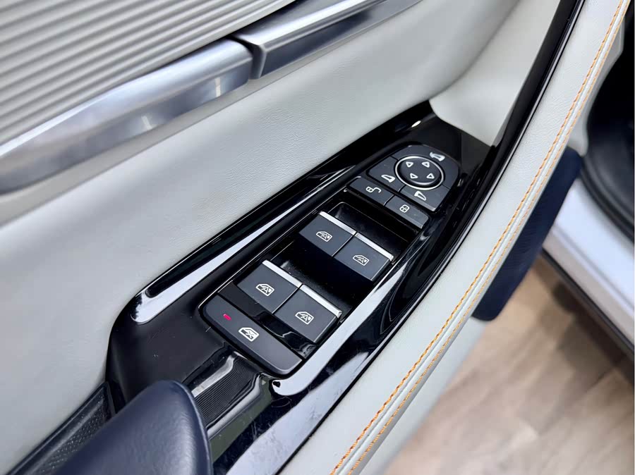 BYD Song Plus New Energy 2022 car image #12