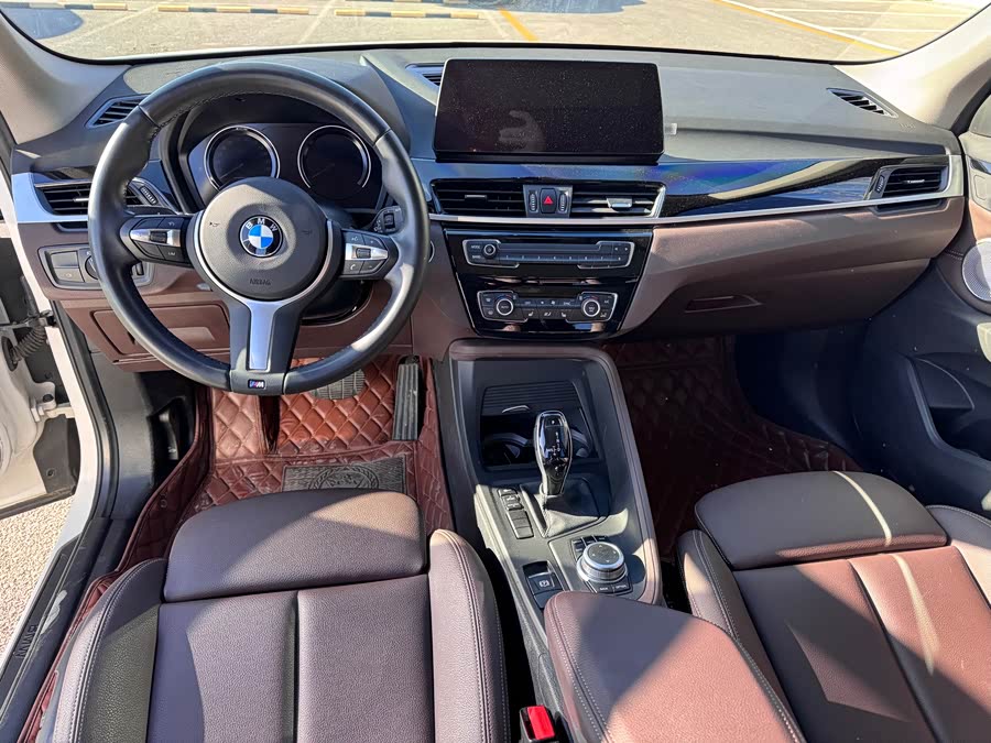 BMW X1 2020 car image #12