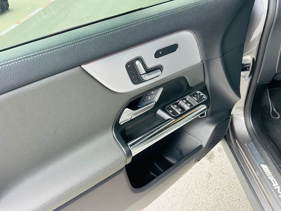 Mercedes-Benz GLA AMG 2022 #12 Mercedes-Benz GLA AMG 2022 car image #12