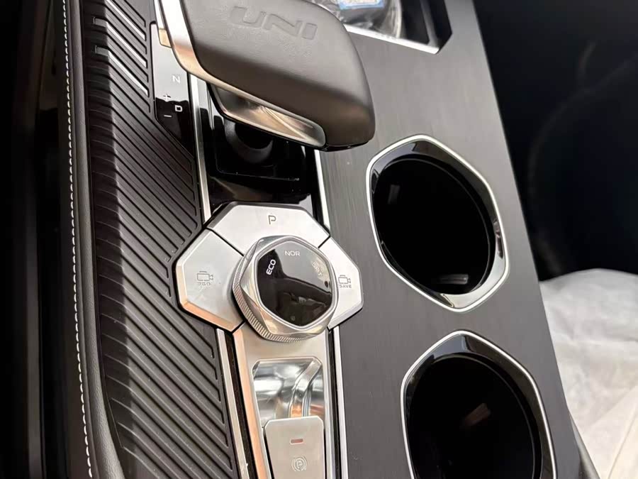 Changan UNI-K 2025 immagine di auto #12