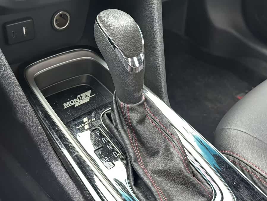 雪佛兰 2022 汽车图片 #12