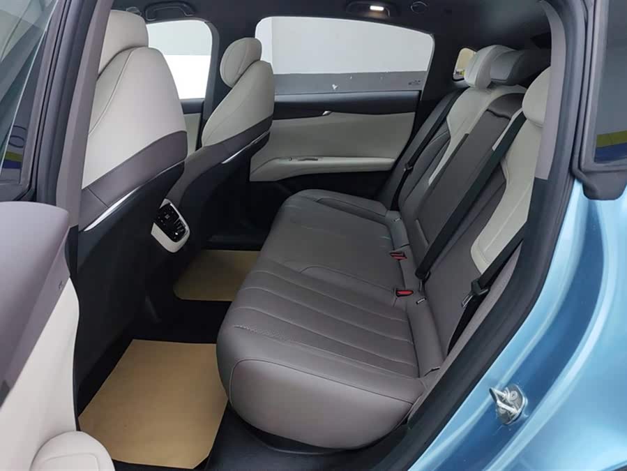 Deepal L07 2024 изображение автомобиля #12