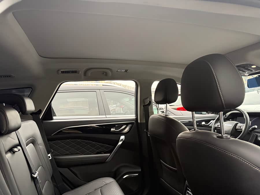 Jetour X95 2023 car image #12