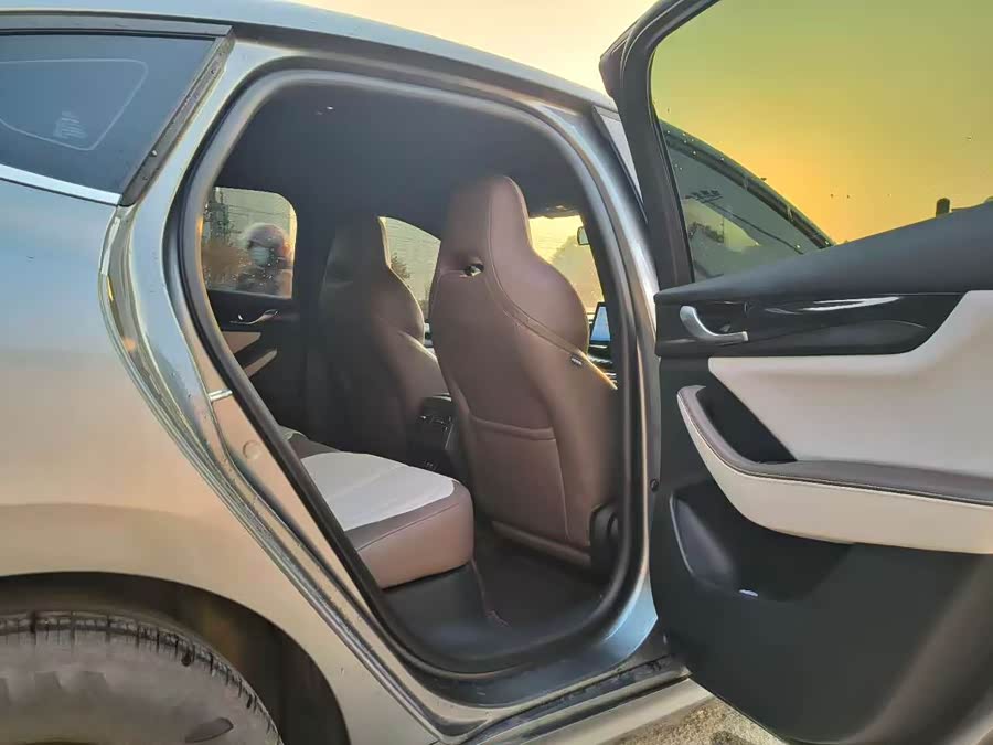 BYD Qin Plus 2024 #12 BYD Qin Plus 2024 car image #12