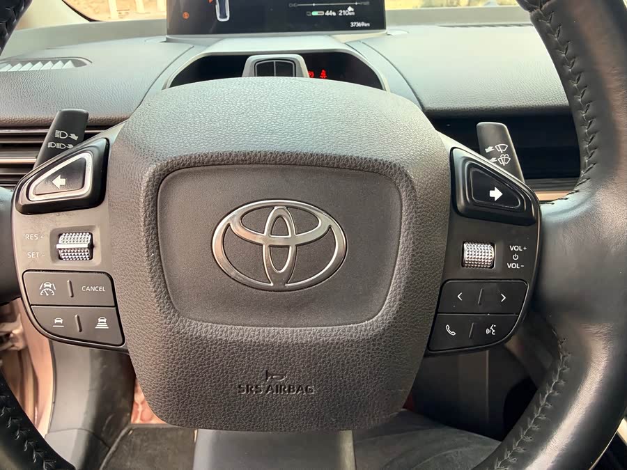 Toyota bZ3 2023 صورة سيارة #12