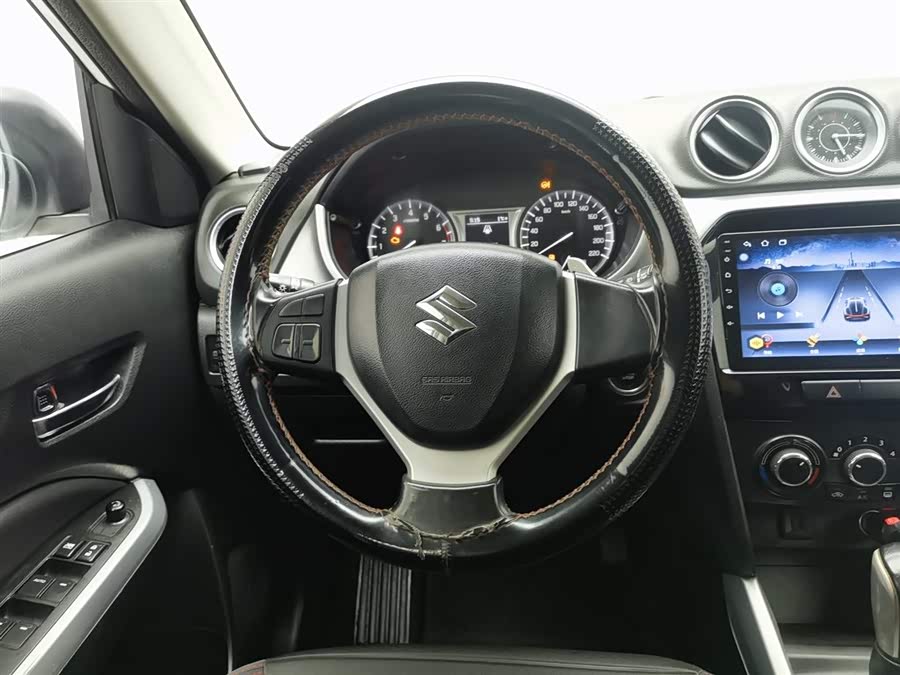 铃木 维特拉 2017 汽车图片 #12