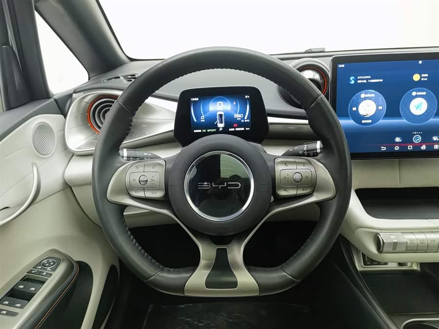 BYD Dolphin 2023 #12 BYD Dolphin 2023 car image #12