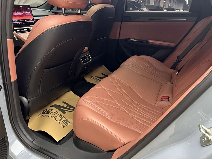 GEELY 2025 #12 GEELY 2025 car image #12