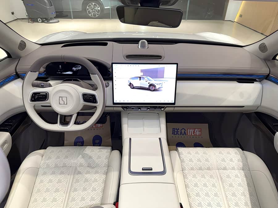 极氪 极氪7X 2024 汽车图片 #12