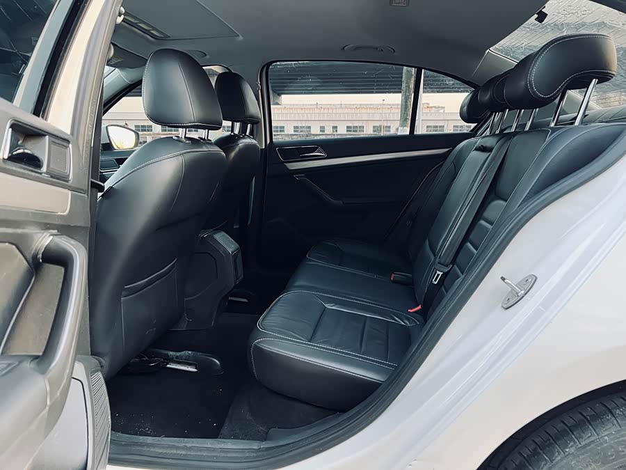 Volkswagen Lavida 2017 immagine di auto #12