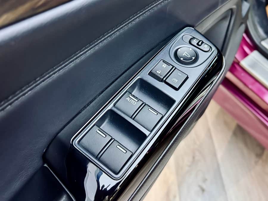 Honda Jade 2018 car image #12