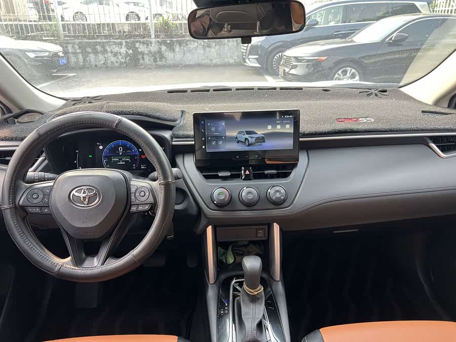 Toyota Corolla Cross 2023 immagine di auto #12