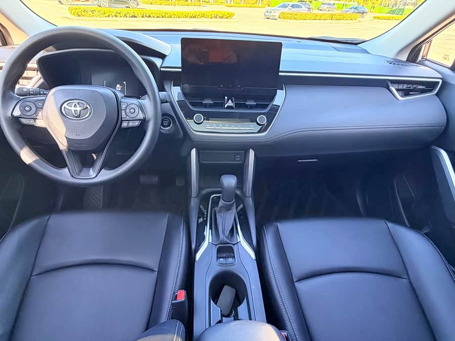 Toyota Corolla Cross 2023 car image #12