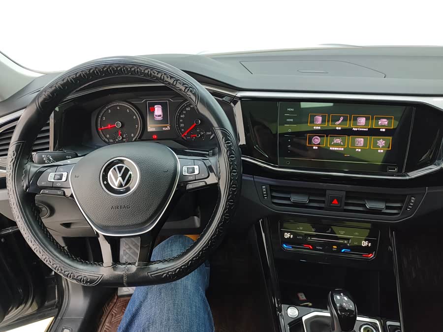 Volkswagen Tayron 2022 immagine di auto #12