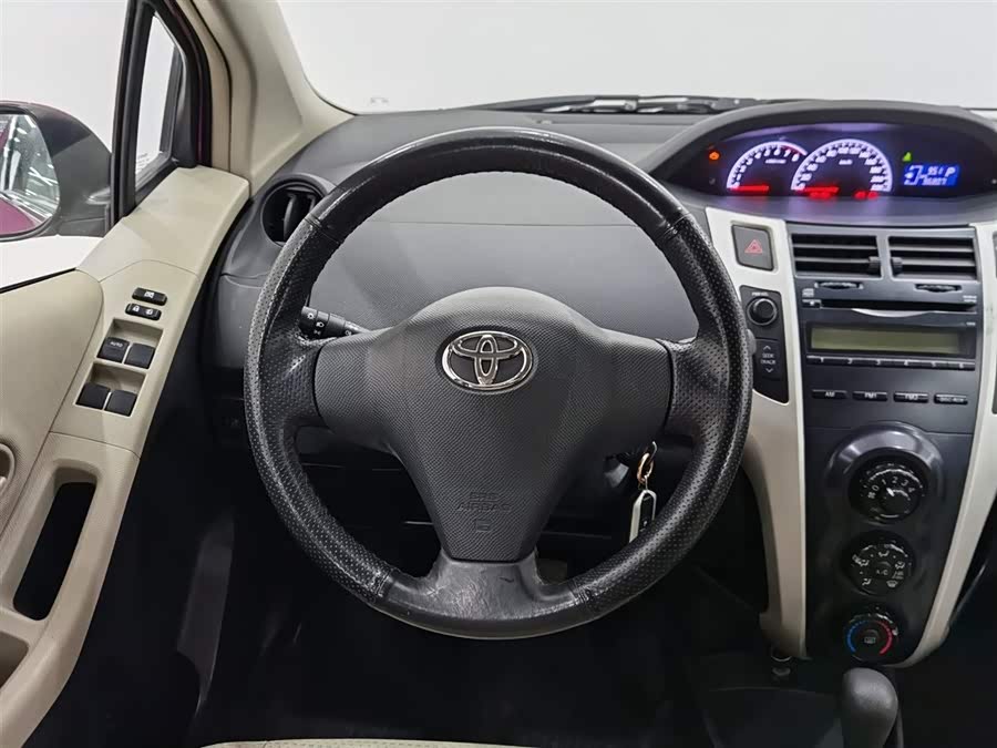 领航员 2013 汽车图片 #12