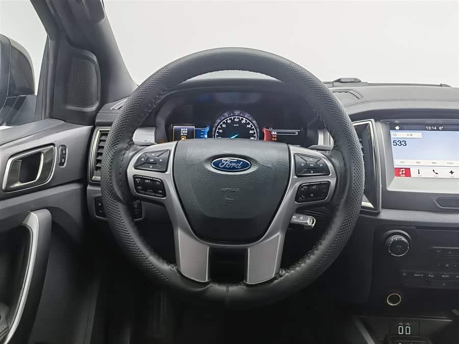 Ford Everest 2017 car image #12