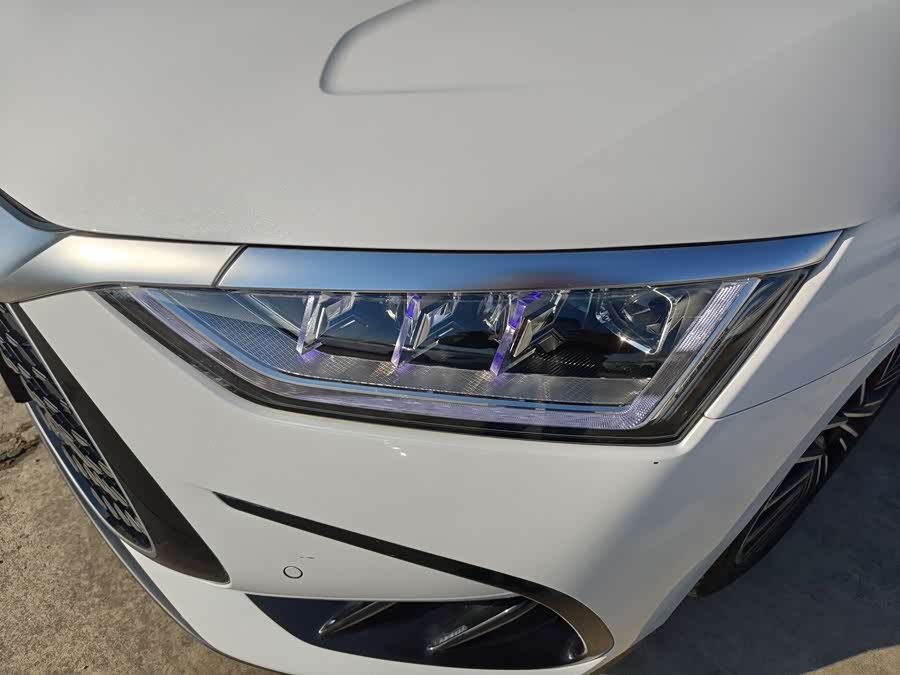 BYD Han 2022 car image #12