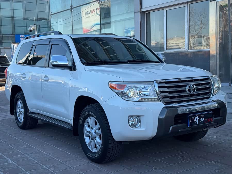 Toyota Land Cruiser 2014 car image #12