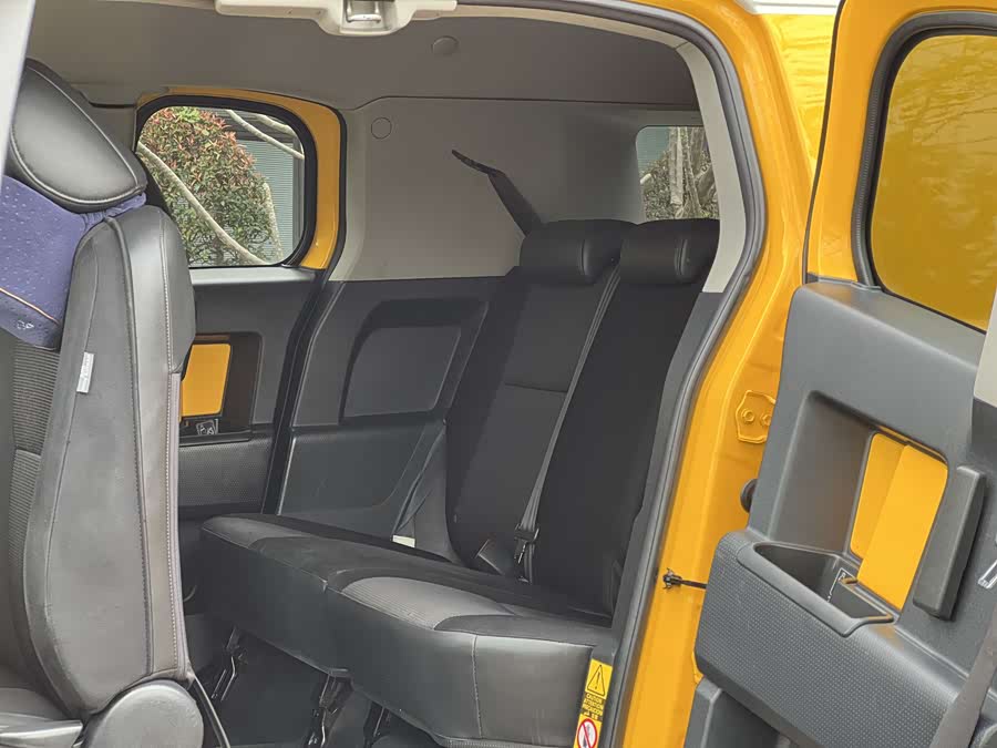 Toyota FJ Cruiser 2008 immagine di auto #12