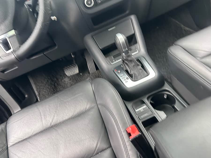 Volkswagen Tiguan 2013 #12 Volkswagen Tiguan 2013 car image #12