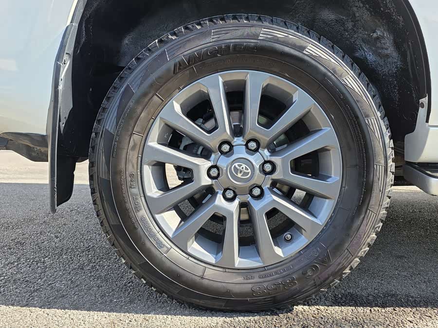 Toyota Land Cruiser Prado 2019 صورة سيارة #12