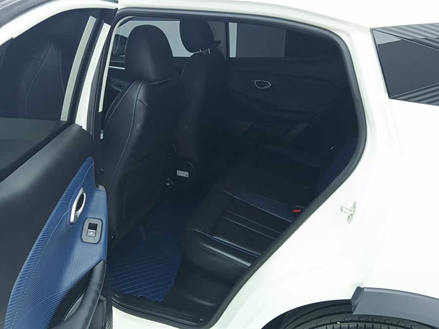 GAC Trumpchi GS3 2025 #12 GAC Trumpchi GS3 2025 car image #12