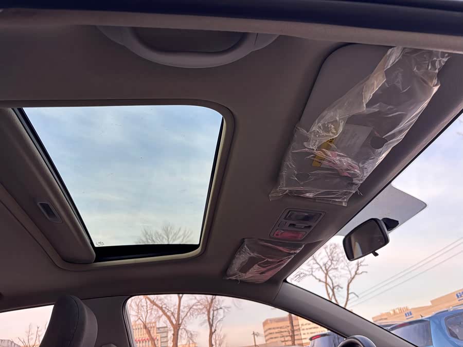 Kia 2020 car image #12