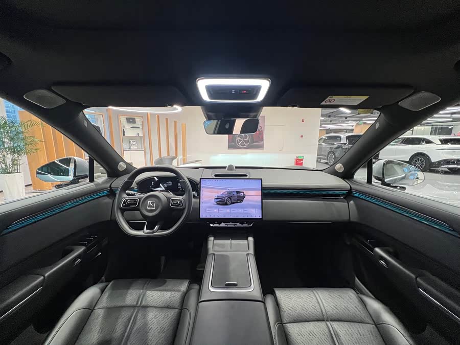 Zeekr 7X 2024 car image #12