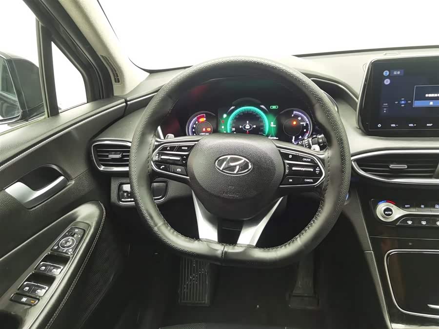 Hyundai Santa Fe 2019 car image #12