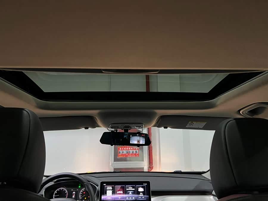 GEELY Coolray 2022 #12 GEELY Coolray 2022 car image #12