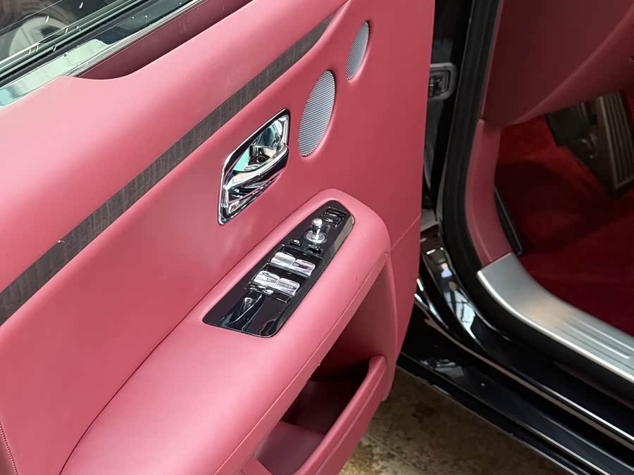 劳斯莱斯 古思特 2022 汽车图片 #12