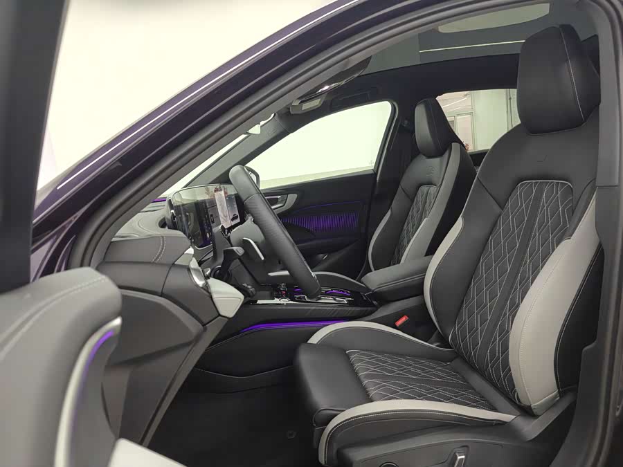 Audi FAW Audi A5L 2025 صورة سيارة #12