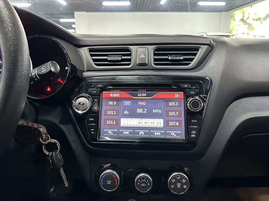 Kia K2 2015 imagen de coche #12