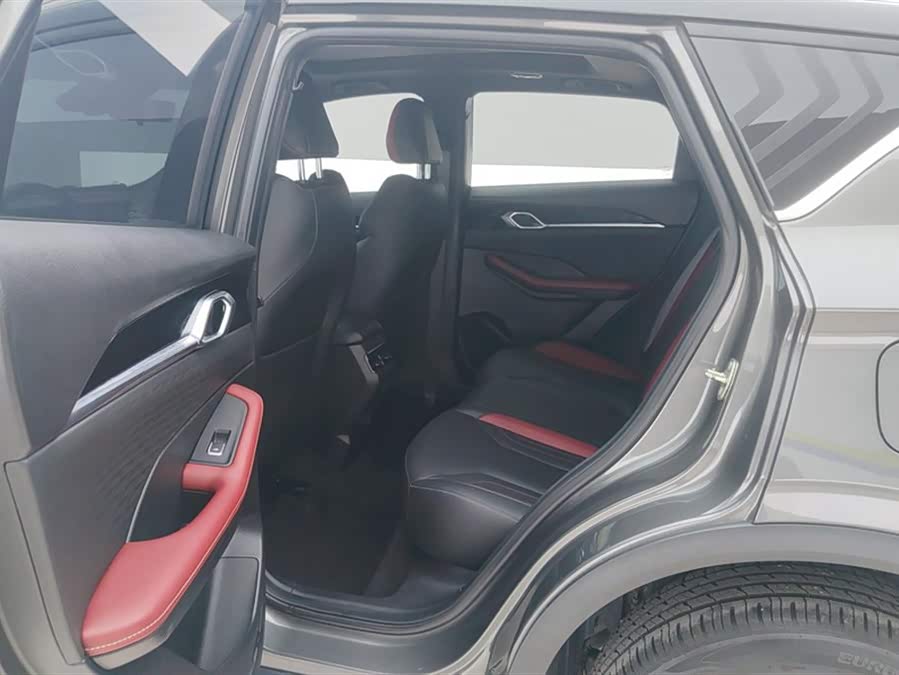 GEELY Coolray 2022 car image #12