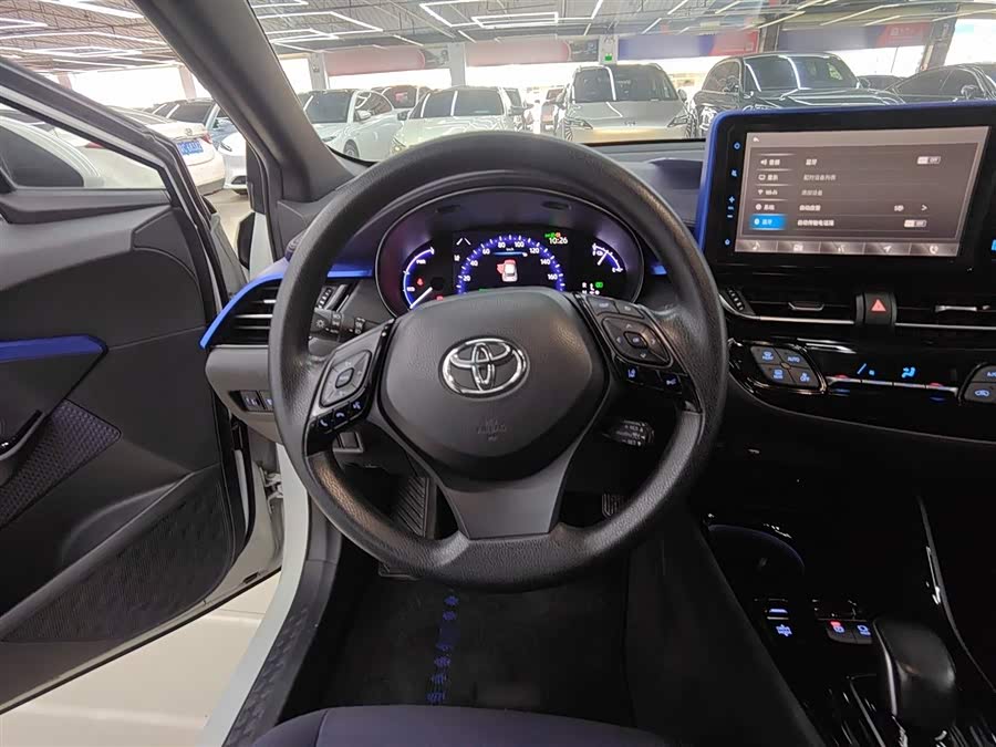 Toyota C-HR EV 2021 immagine di auto #12