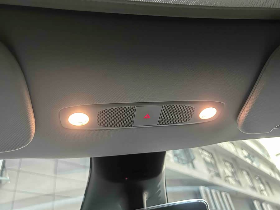 Tesla Model Y 2023 #12 Tesla Model Y 2023 car image #12