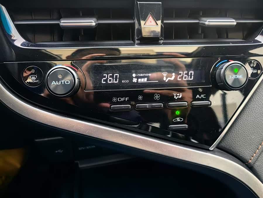 Toyota Camry 2024 #12 Toyota Camry 2024 car image #12