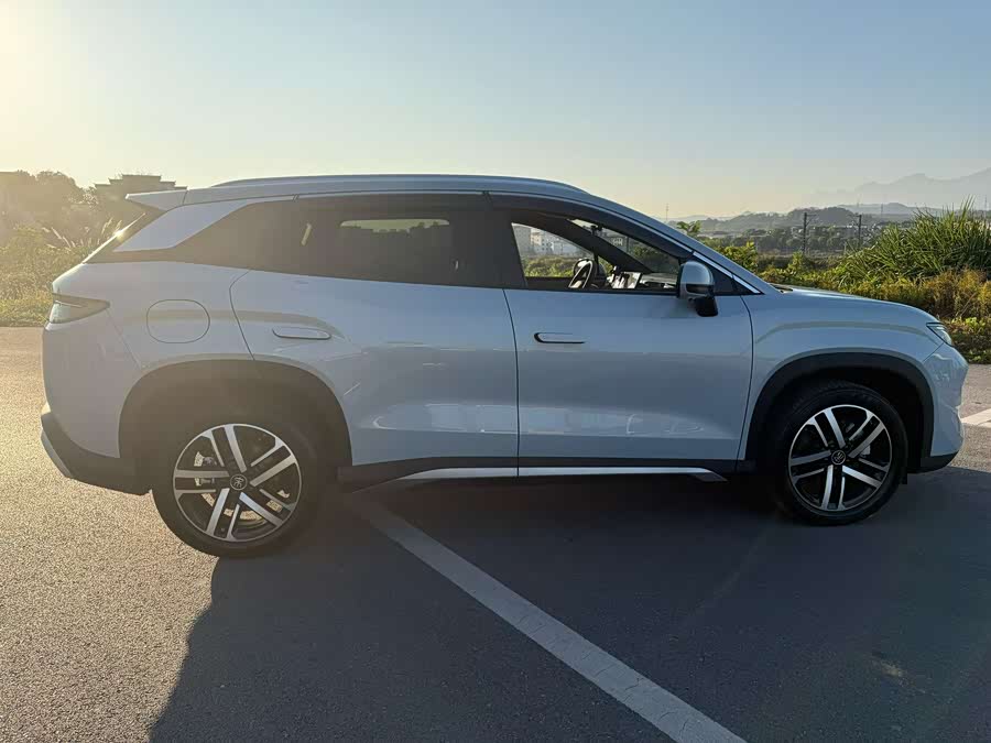 比亚迪 宋L DM-i 2025 汽车图片 #12