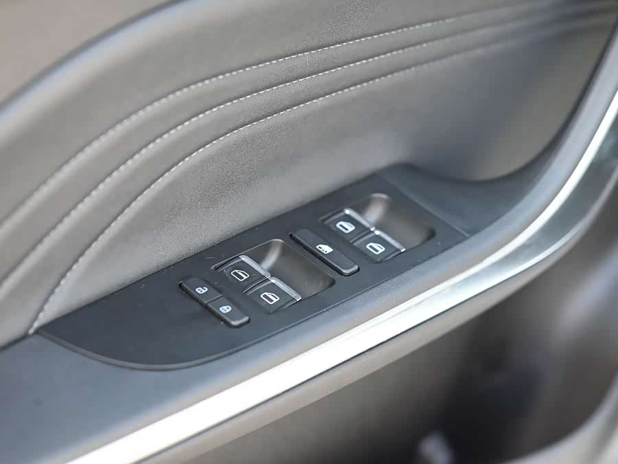 Chery 2024 car image #12