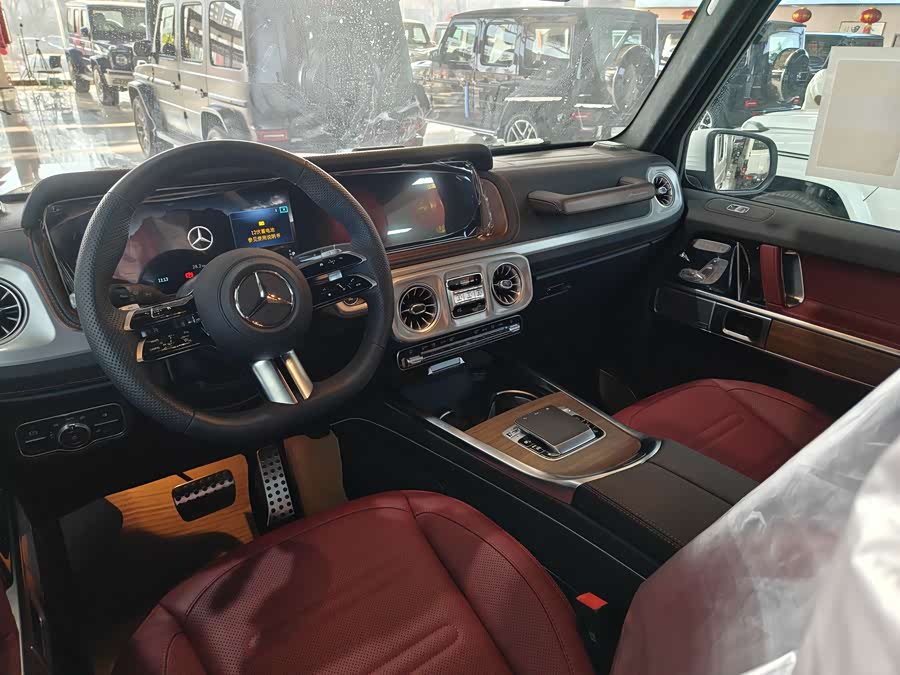 Mercedes-Benz car image #12