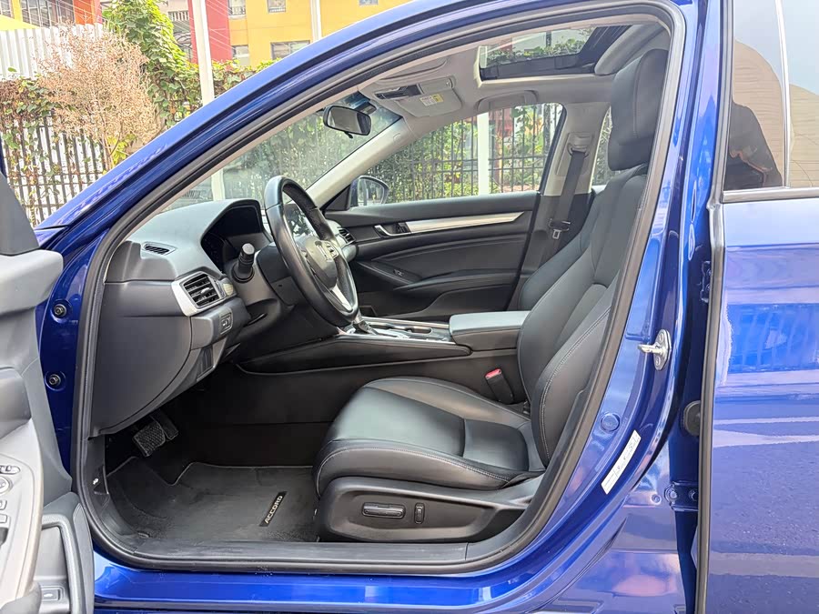 Honda Accord 2020 #12 Honda Accord 2020 car image #12