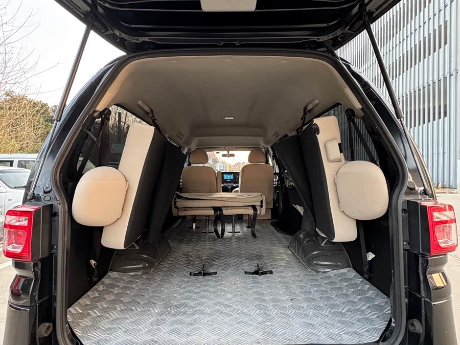 Forthing Lingzhi 2023 car image #12